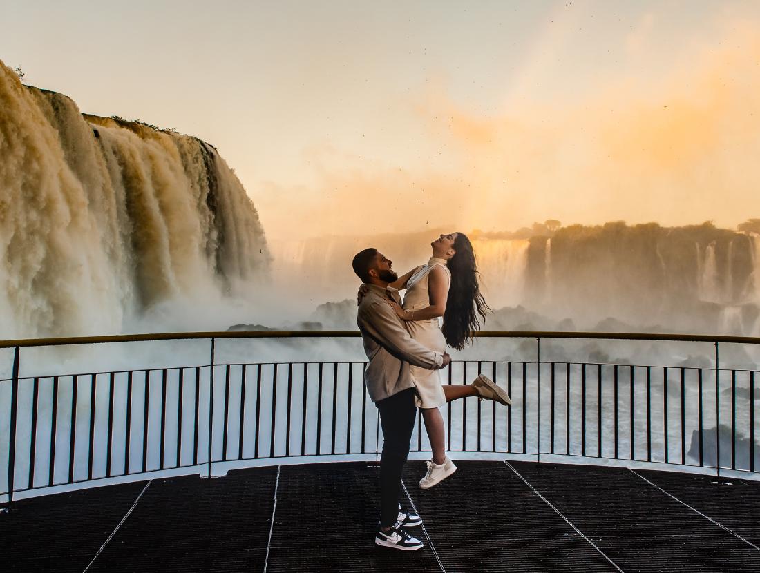 Amanhecer nas Cataratas - Passeios em Foz