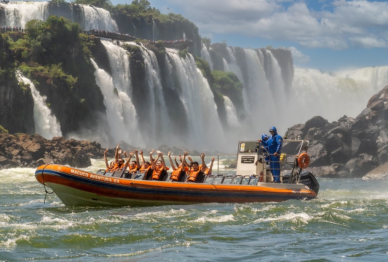 Roteiro 2 dias em Foz do Iguaçu pelas Cataratas do Iguaçu - Macuco Safari